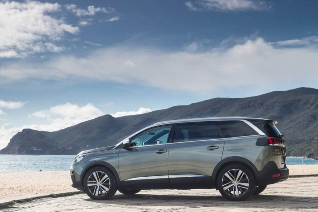 Peugeot 5008 is Ireland's Best Selling 7 Seater